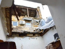Начинаются аварийно-укрепительные работы в доме, обрушившемся после стихии