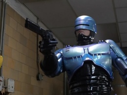 В Дубае с 2017 года робот-полицейский будет бороться с преступностью
