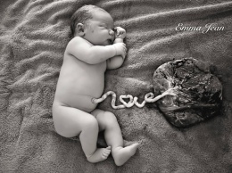 Фото этого новорожденного и его плаценты побило все рекорды популярности!