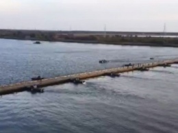 В Херсонской области во время учений разворачивают уникальную мостовую переправу (видео)
