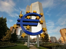ЕЦБ может продолжить предоставлять помощь банкам Греции