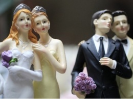 Суд в Ирландии подтвердил штраф владельцам пекарни за отказ испечь торт в поддержку гей-браков
