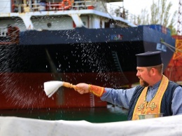 В Одессе освятили новейшие украинские катера типа "Гюрза"