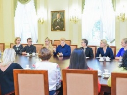 Успешные краматорчанки пообщались с президентом Литвы