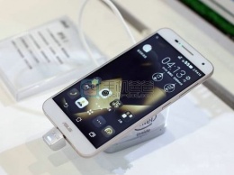 Asus анонсировала новый смартфон Pegasus 2 Plus