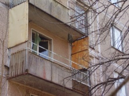 В Москве за стукачество соседи обстреляли балкон москвича