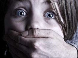 В Красноярске отец насиловал свою психически больную дочь