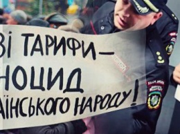 "Сепаратисты в тылу у Порошенко. Надо сдаваться и убегать"