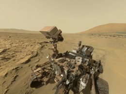 Уфологи на снимках марсохода Curiosity обнаружили каменное кресло