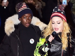 Мадонна и ее сын дали в центральном парке Нью-Йорка экспромт-концерт
