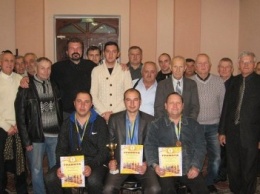 Шахматисты ШШК «Прометей» Добропольского теркома Укруглепрофсоюза завоевали золото