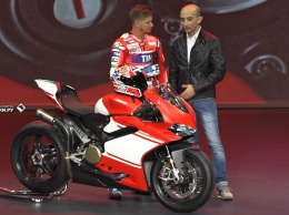 MotoGP: Кейси Стоунер в роли советника Ducati готов протянуть руку помощи Лоренцо
