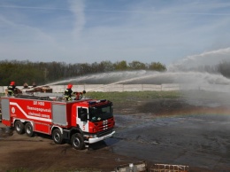 Специалисты химзавода создали уникальные пожарно-спасательные машины