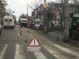 В Кременчуге появились дорожные знаки на испанском (фото)
