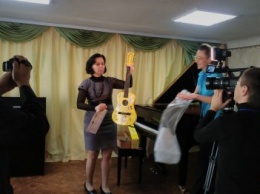 Городская музыкальная школа получила в подарок новые инструменты(ФОТО)