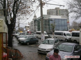 ДТП в центре Николаева: из-за столкновения троллейбуса, Mitsubishi и Mercedes образовалась большая пробка