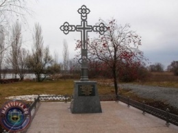В Макеевке освятили Крест в память о спасении от безводья в 2014 году