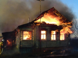 В Волгоградской области мужчина погиб при пожаре в частном доме