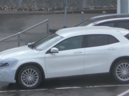 Обновленный Mercedes-Benz GLA показался на тестах