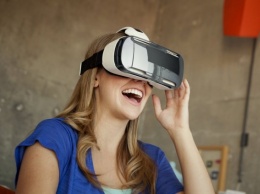 40% британских женщин убеждены, что технология VR может сделать секс более приятным