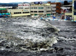 В ожидании цунами: собраны видео ужасающих последствий самых разрушительных землетрясений в мире