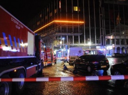 В Бельгии на парковке оперы в Льеже загорелся автомобиль