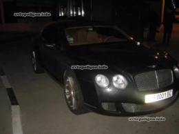 Bentley экс-нардепа от ПР задержали при попытке незаконного ввоза в Украину. ФОТО