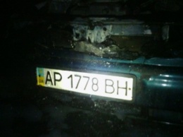 В Запорожье снова подожгли автомобиль