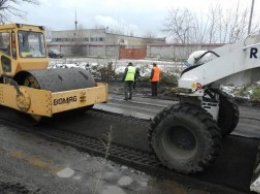 В Николаеве спешно ремонтируют дороги по увтержденному маршруту для грузовиков