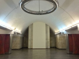 Киевлянам предлагают решить, чем заменить "Красноармейца" в метро