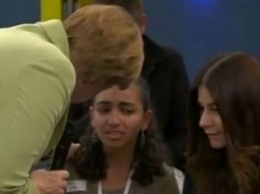 Слова Меркель заставили плакать палестинскую девочку