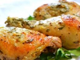 Курица по-гречески из духовки: идеальное блюдо для великолепного семейного ужина. Готовится практически само!