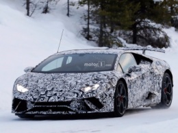 Lamborghini Huracan Superleggera поймали во время тестов