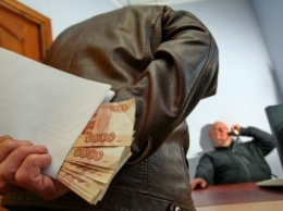 В Крыму общая сумма взяток превысила 7 млн. руб, а средняя сумма взятки составила 140 тыс. руб (ФОТО)
