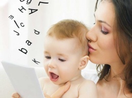 Ученые: Детская речь развивается еще в материнской утробе