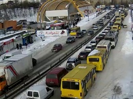 Киев парализовали 9-балльные пробки из-за аварии
