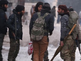 Эвакуация повстанцев и мирных жителей из восточного Алеппо задерживается