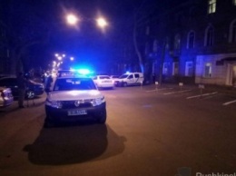 В центре Одессы перекрывали движение и искали взрывчатку