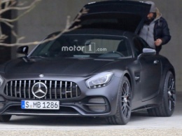 Особое купе Mercedes-AMG GT C Edition 50 замечено без камуфляжа