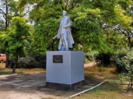 Памятник «Героям Великой Отечественной войны» в Геническе перенесут
