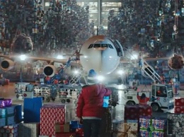 Рождество в небе: как авиакомпании поздравляют пассажиров