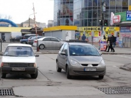 «Соблюдение ПДД в Бердянске глазами горожан»: правила парковки - это не для нас