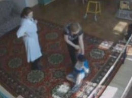 В Сургуте осудили воспитательницу, сломавшую руку слепому мальчику-инвалиду