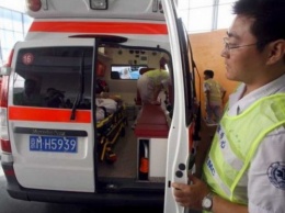 В Китае 57 туристов пострадали в результате аварии пассажирского автобуса