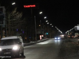 На проспекте Богоявленском - «перегоне» зажгли огни (ФОТО)