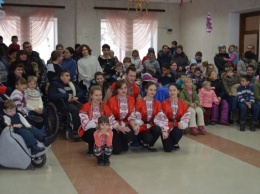 Одесские оппозиционеры приняли участие в благотворительном флешмобе для детей с особыми потребностями