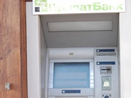 Вчера в Бердянске снять деньги из банкоматов «Приватбанка» было невозможно