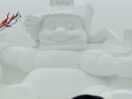 В Китае построили снеговика высотой 34 метра