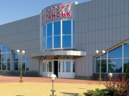 СМИ: ЛНР обнаружила склад с американским оружием в аэропорту Луганска