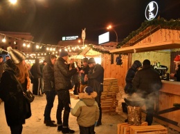 И рыбку съесть, и повеселиться: чем кормят, поят и развлекают гостей в харьковском новогоднем городке